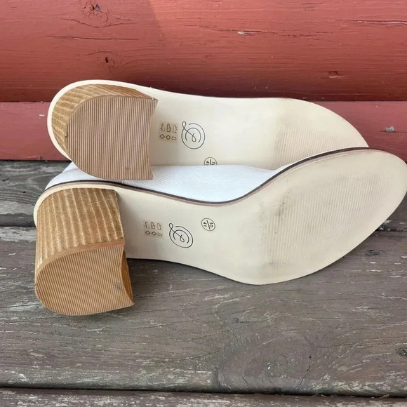 Chinese Laundry Size 10 Carlita Peep Toe leather ankle Bootie white - Picture 5 of 7